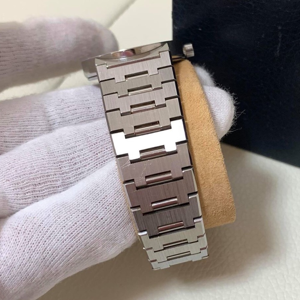 BVLGARI SS WATCH LADIES JUNIOR WITH BOX BB30SS - Picture 3 of 8